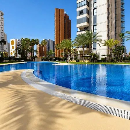 Appartamento Luxury Huge Pool & Prime Location