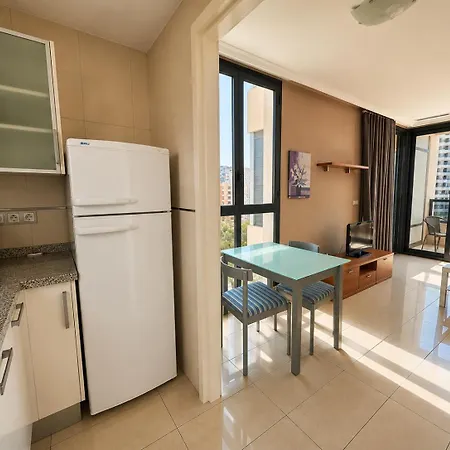 Daire Luxury Huge Pool & Prime Location Benidorm